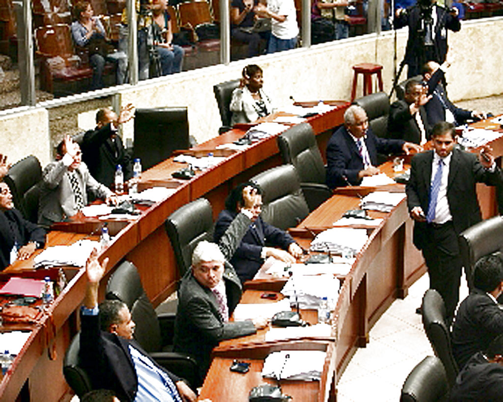 El proyecto es presentado al pleno de la Asamblea Nacional por el ministro de Economía y Finanzas, Frank De Lima, en el inicio de las sesiones extraordinarias.()