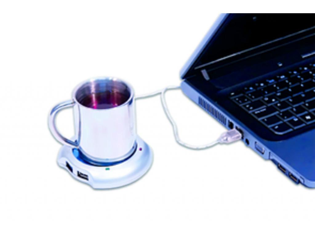 Se trata de un calentador con conexión USB. Basta con conectar este pequeño gadget a un puerto en tu computadora y colocar tu taza en la base, y vas a extender lo calentito de tu café hasta 30 minutos.