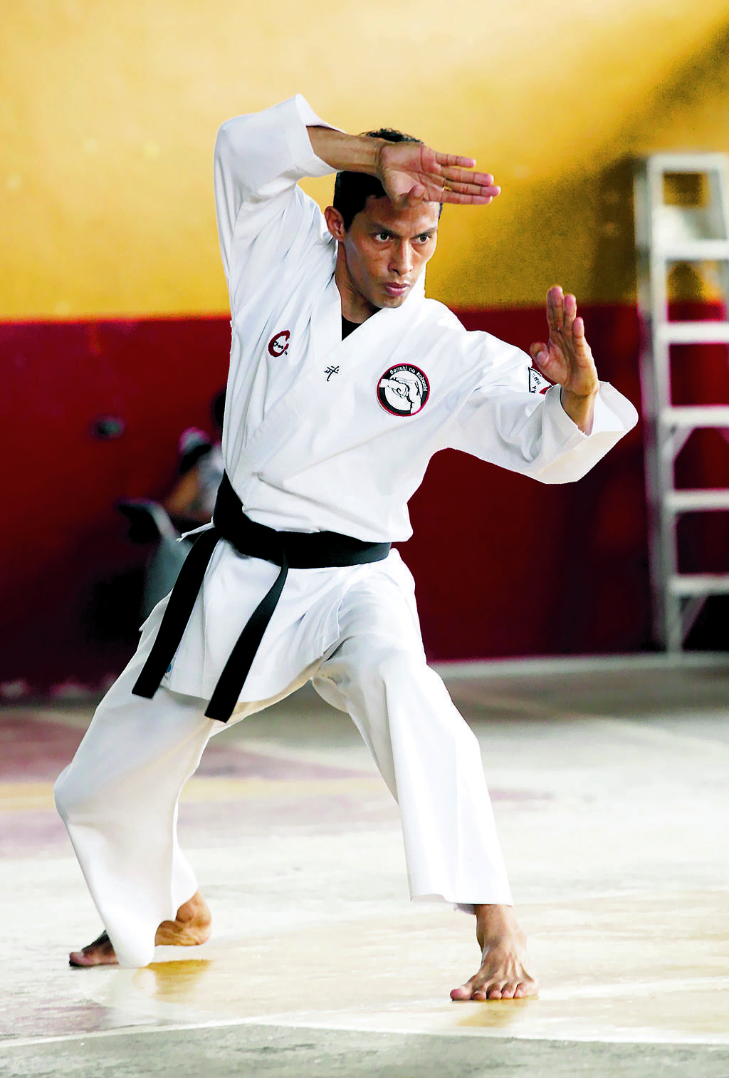 al momento de la practica del karate()
