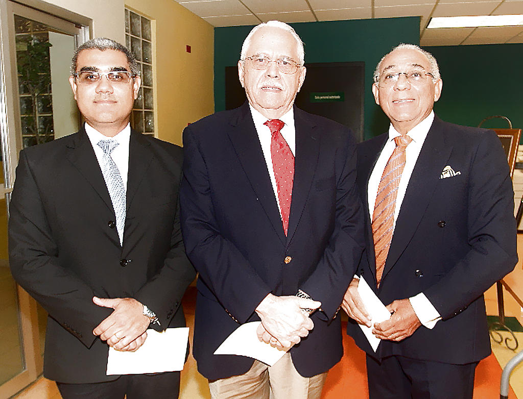Dr. Ascanio Castillo, Dr. Luis Eduardo Alfaro y Dr. Ascanio Castillo S.()