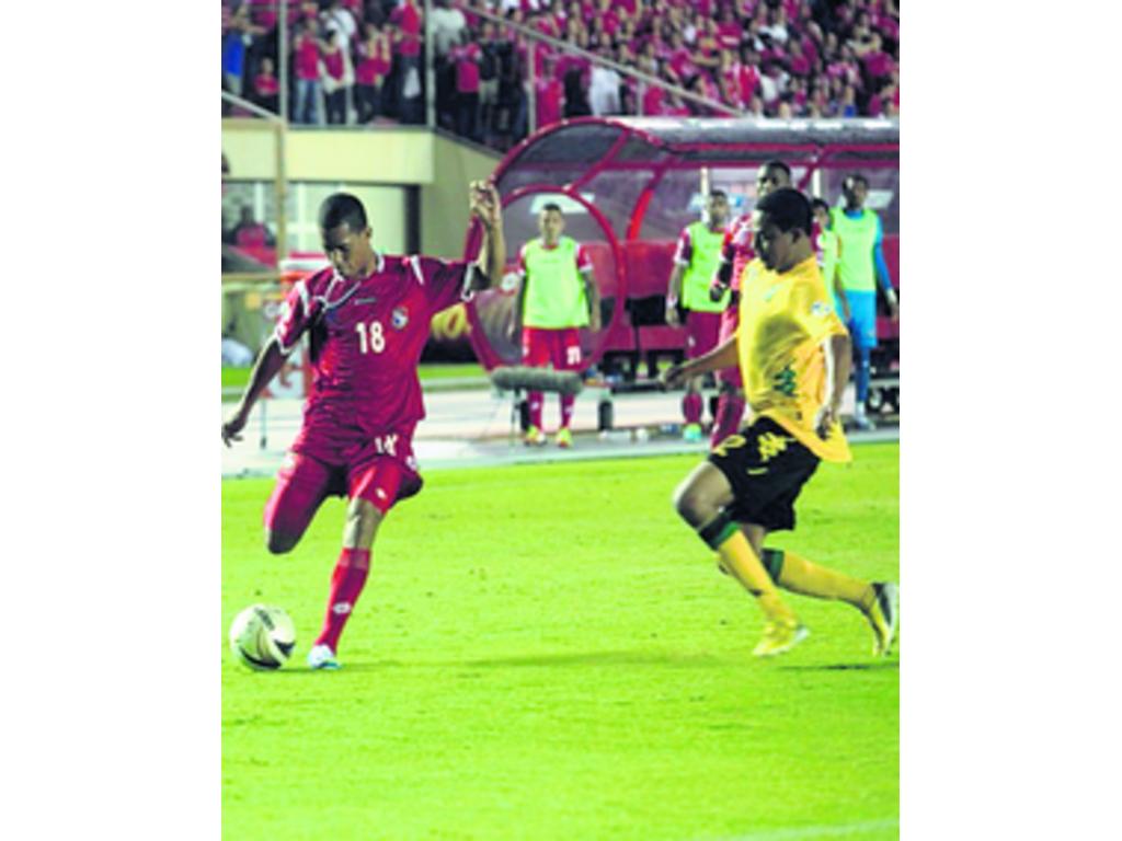 La afición panameña acudió a la cita y apoyó a su selección.(Alberto Ortega/Anayansi Gamez)