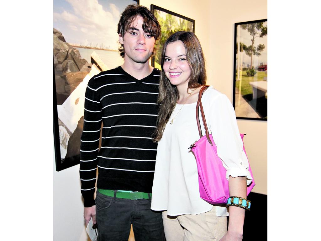 8. Randolph Chiari y Maia De Zan Hatch.()