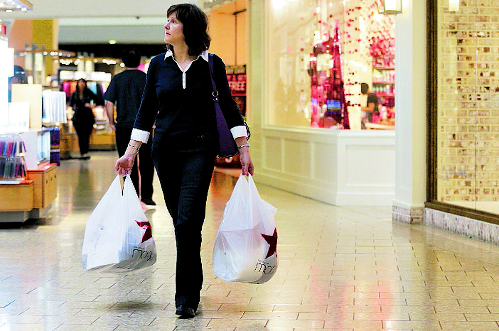 Dato. Las compras contribuyeron a aumentar el déficit.(Bloomberg)