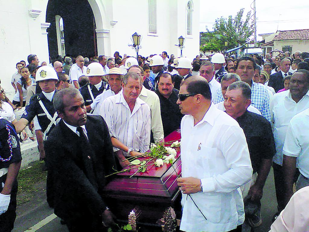 Tiempo. Hace un año de la muerte del dirigente del PRD.(ARCHIVO)