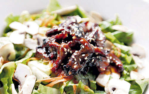<p>Skirt Salad </p>