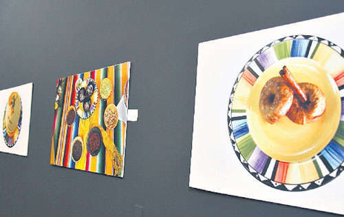 <p>Gastronomía. Un menú a la vista con fotografías.</p>