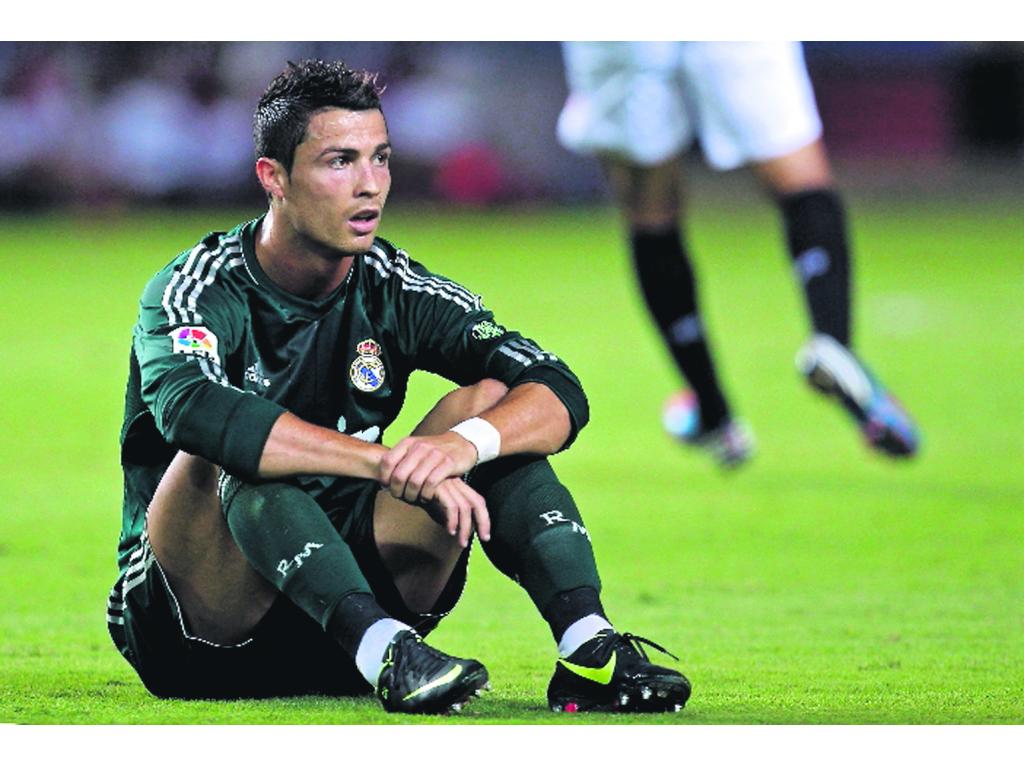 Frustración. Ronaldo no lo puede creer.(EFE)
