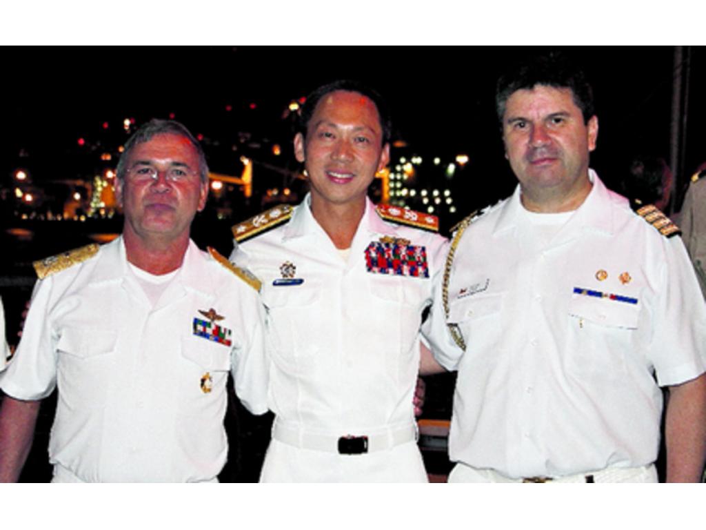 5. Rogelio Marban Díaz, Shih- Chiang Li y Antonio Amigo.
