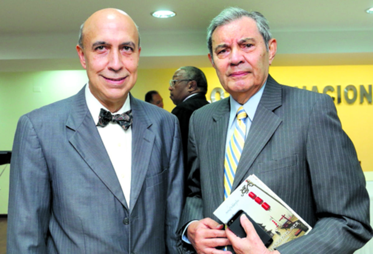 2. Enrique Illueca y Juan Antonio Tejada Mora.