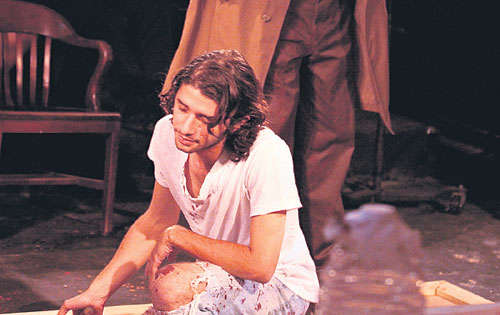 <p>¿Caos? Dolor de artistas.</p>