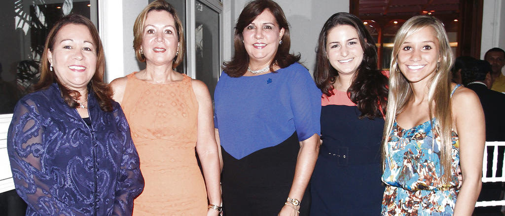 Marixenia Ramos, Irene de Ferrer, Elisabeth de Sandoval, Carolina Ferrer y María Victoria Molina.()