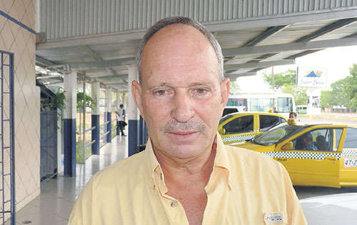 <p>Secretario. Vicente Beros.</p>