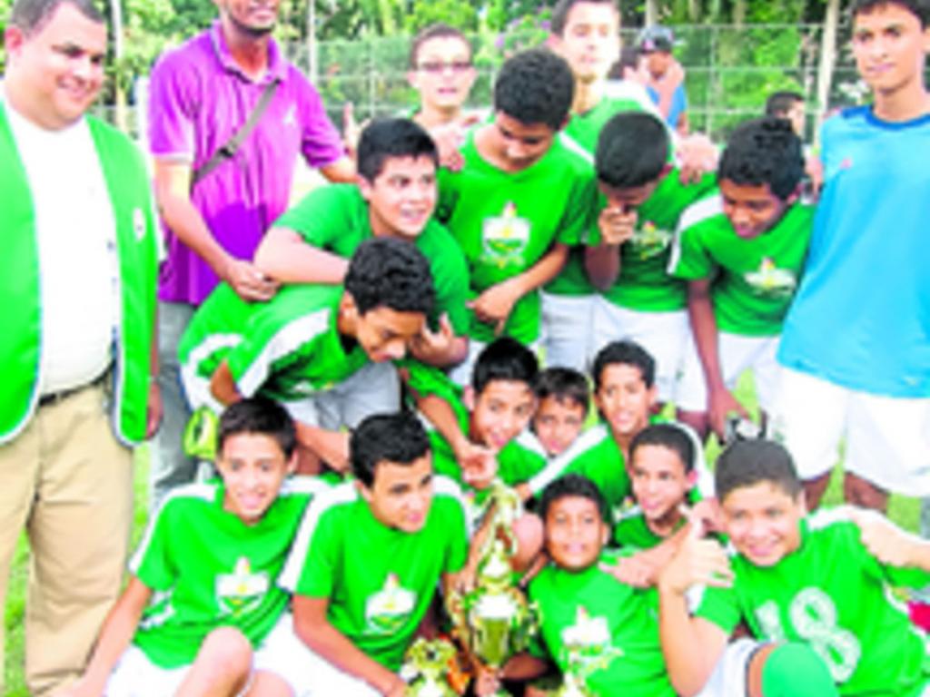 Colegio San Vicente, campeón sub-14 masculino.(Alberto Ortega)