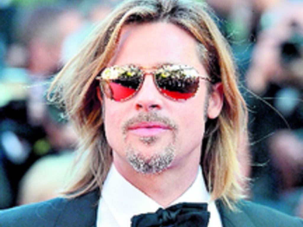 Es un actor y productor de cine estadounidense. Además, por su trabajo actoral, ha sido nominado en tres ocasiones a los Premios Óscar y, en cuanto a los Globos de Oro, su significativa presencia mediática se debe también a su consideración como uno de l