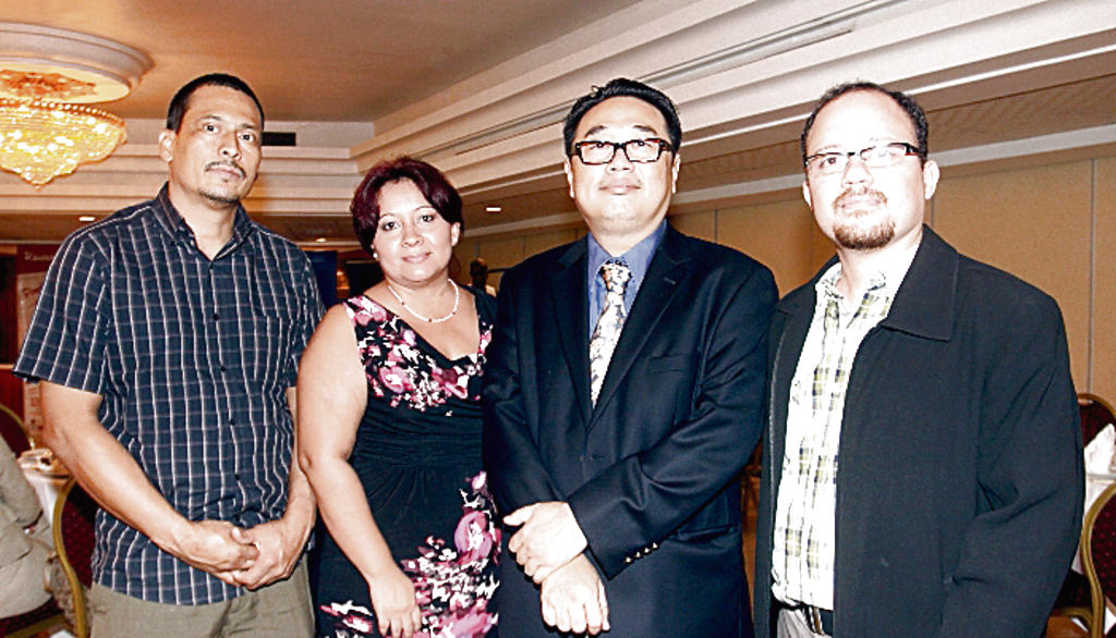 Gabriel García Kam, Erika García y Ovidio Jurado Mong.()