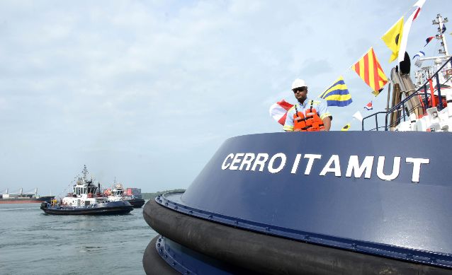 Cerro Itamut y Cerro Picacho 2 de los 14 remolcadores que entregará España a Panamá. Foto/EFE<br>