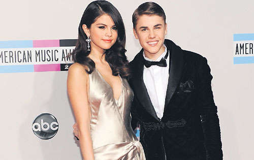 <p>Enamorados. Selena y Justin, un amor a primera vista.</p>