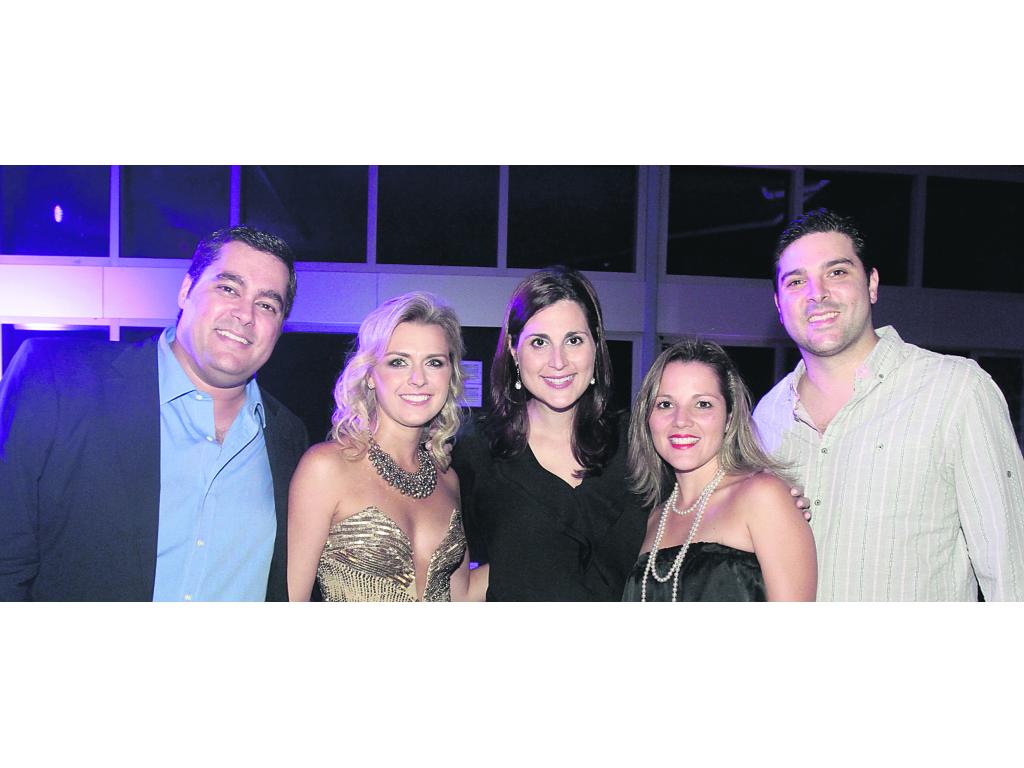 Roberto Pascual, Helen Pascual, Patricia de Ford, Cristina de Morales y Jaime Ford.()