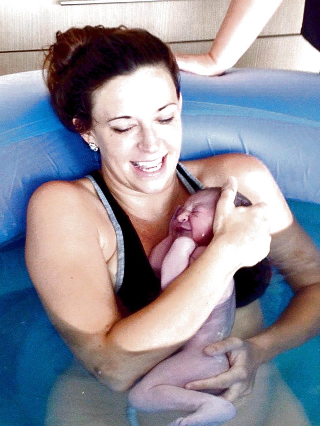 Relajante. La madre no se estresa durante la labor. ()