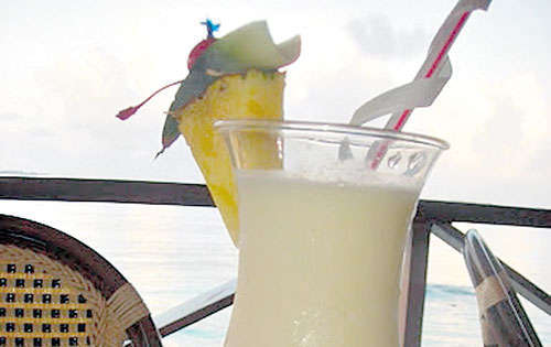 <p></p><p>Prepara tu paladar con un coctel de piña.</p>