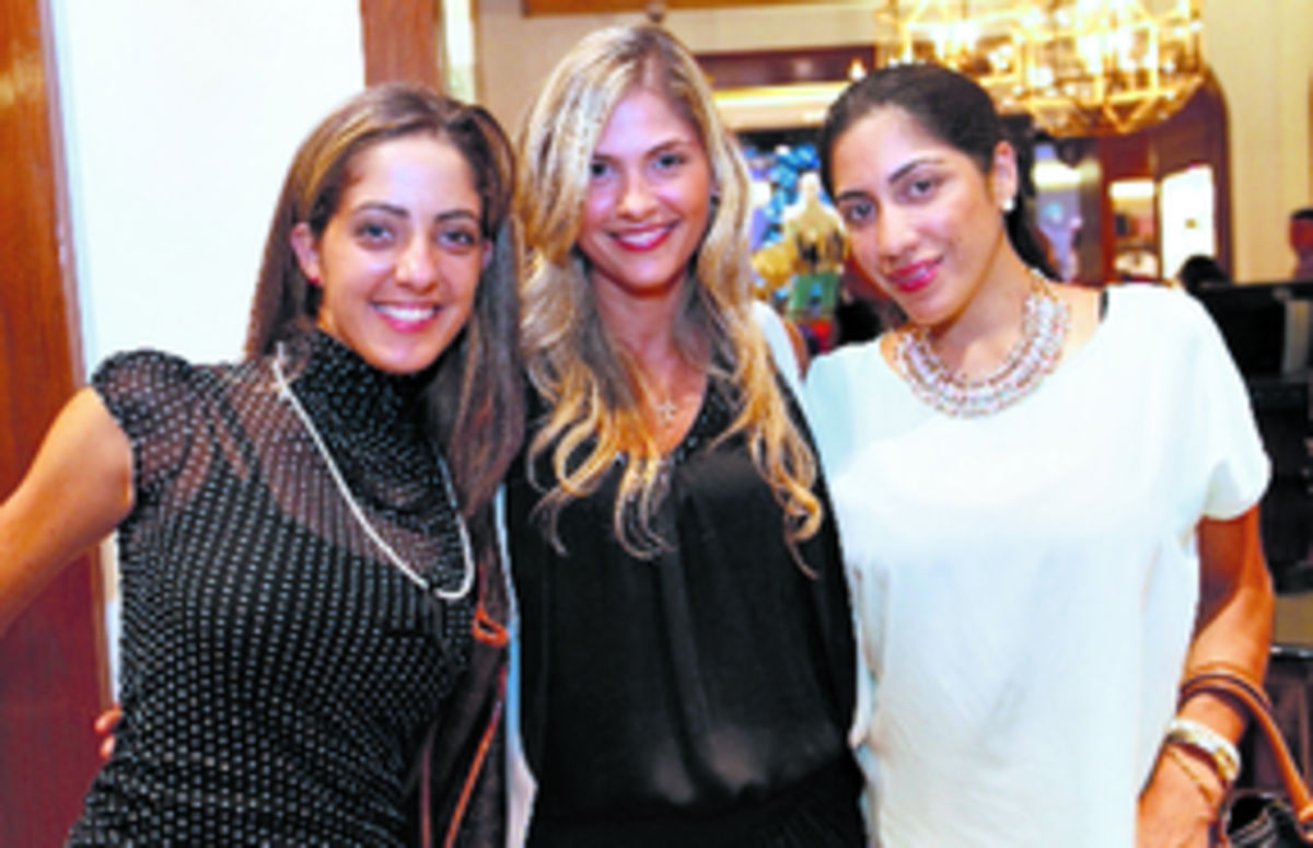 5. Oriana Hernández, Margarita Tobar y Angie Montoya.