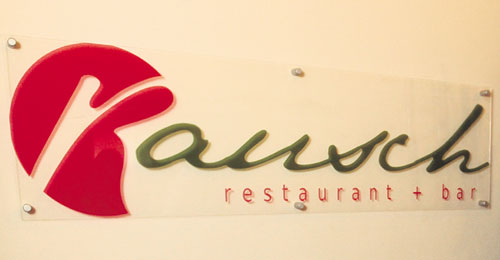 <p>El grupo empresarial Kenvelo S.A. nació hace seis años con Criterión, uno de los mejores restaurantes de Colombia. Hoy los dos hermanos que lo lideran presentan sus mayores cartas para crecer y mantenerse bajo el modelo de franquicia. Será el primer r