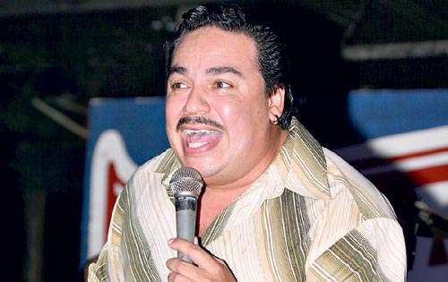 <p>Música. Pabón viene con Caradura y Aquel viejo motel.</p>