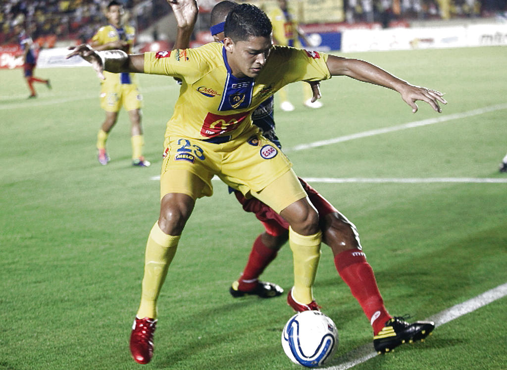 Ofertas. Eric Vázquez podría ir a jugar a Colombia.(Levi Cruz)