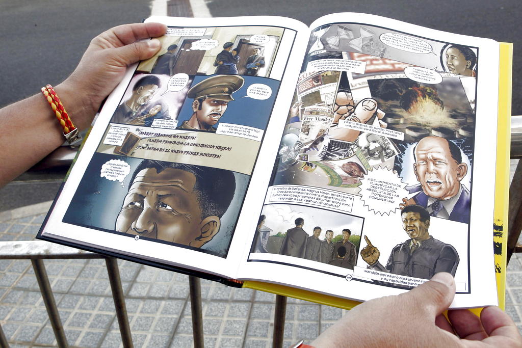 Se trata de un cómic que prologa el propio Mandela, quien el próximo 18 de julio cumplirá 95 años. Foto/EFE<br>