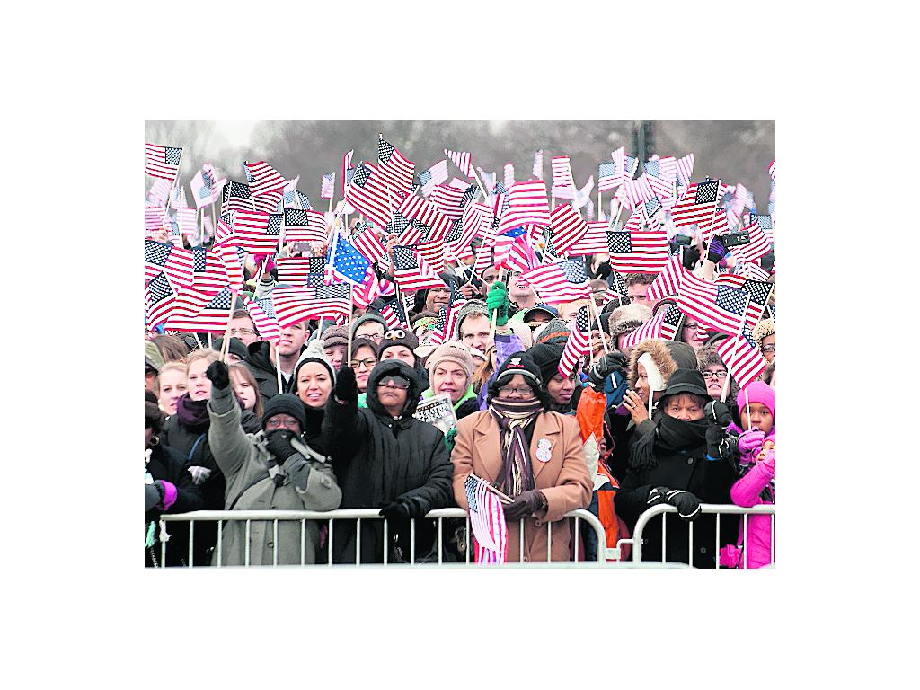 Miles de personas presenciaron el evento.(AP)