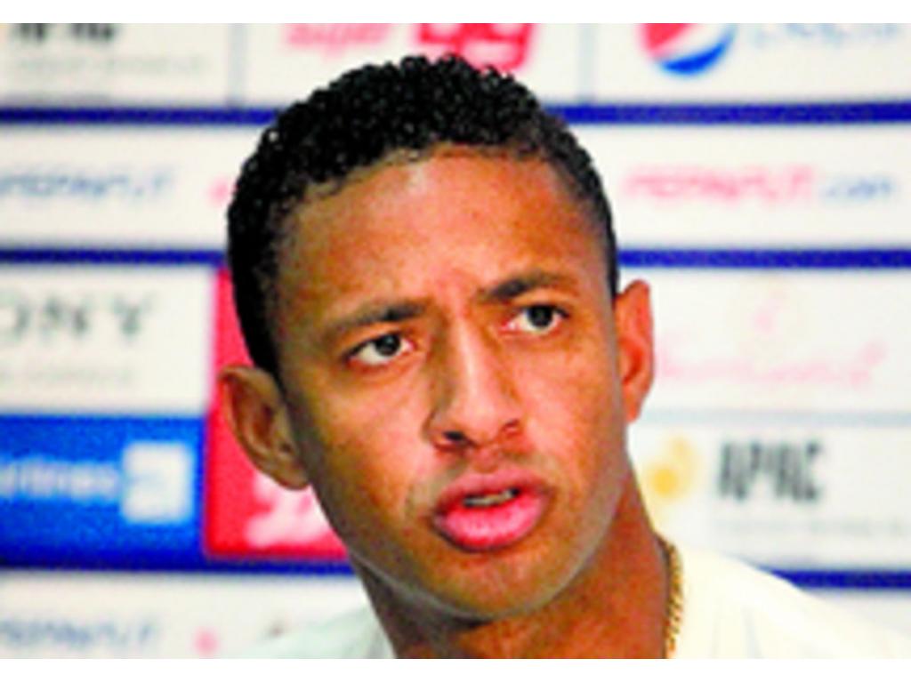 Todo depende de nosotros, de Panamá. Tenemos que sacar seis puntos en estos dos partidos (ante Jamaica y Honduras) para seguir en la pelea por un cupo al Mundial. Jugamos en casa y nosotros tenemos que poner la fiesta.