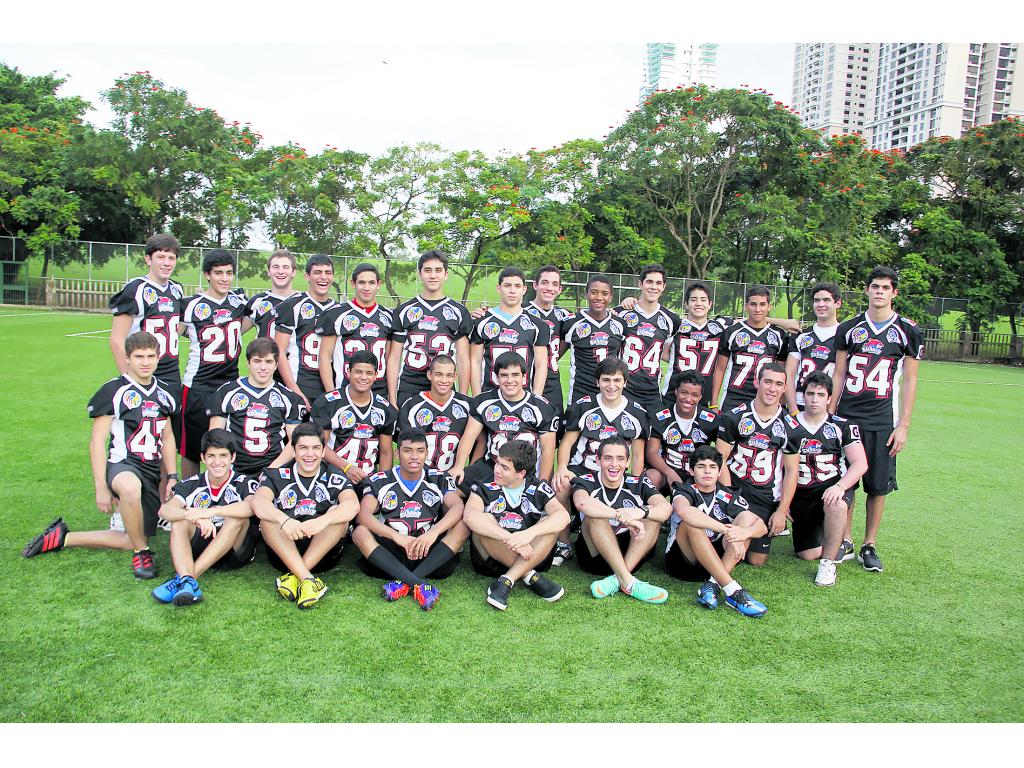 Selección juvenil de football americano.(Araximido Palomino)