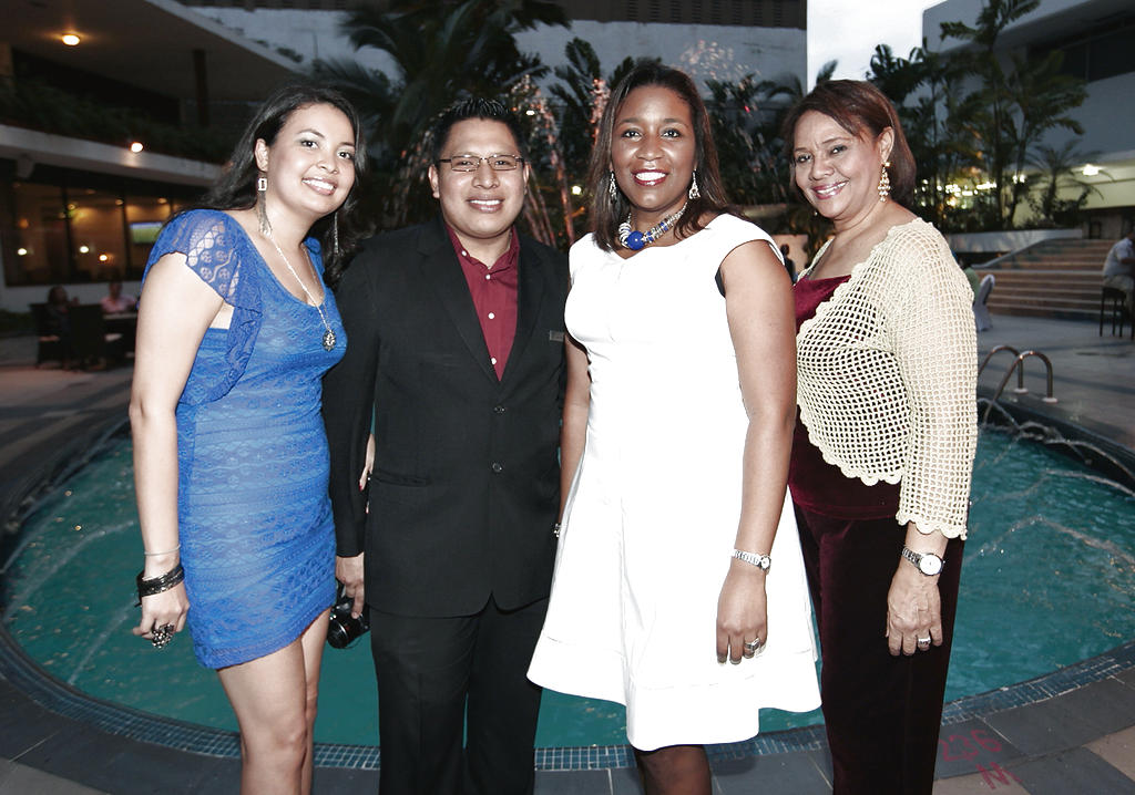 Albalirys Bonilla, Jonathan Williams, Norisa Small y Mirna Capel.(Abel Rodríguez)