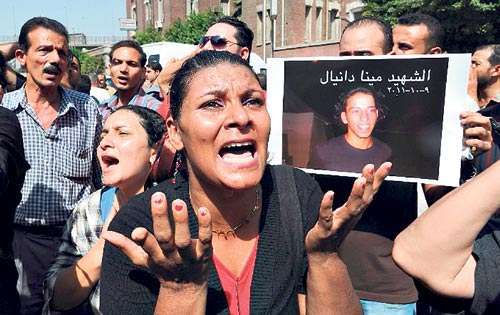<p>Resignación. Los familiares de los fallecidos piden justicia.</p>