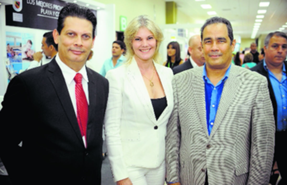 5. Dídimo Milord, Nadia Díaz y Rómulo Borrero.