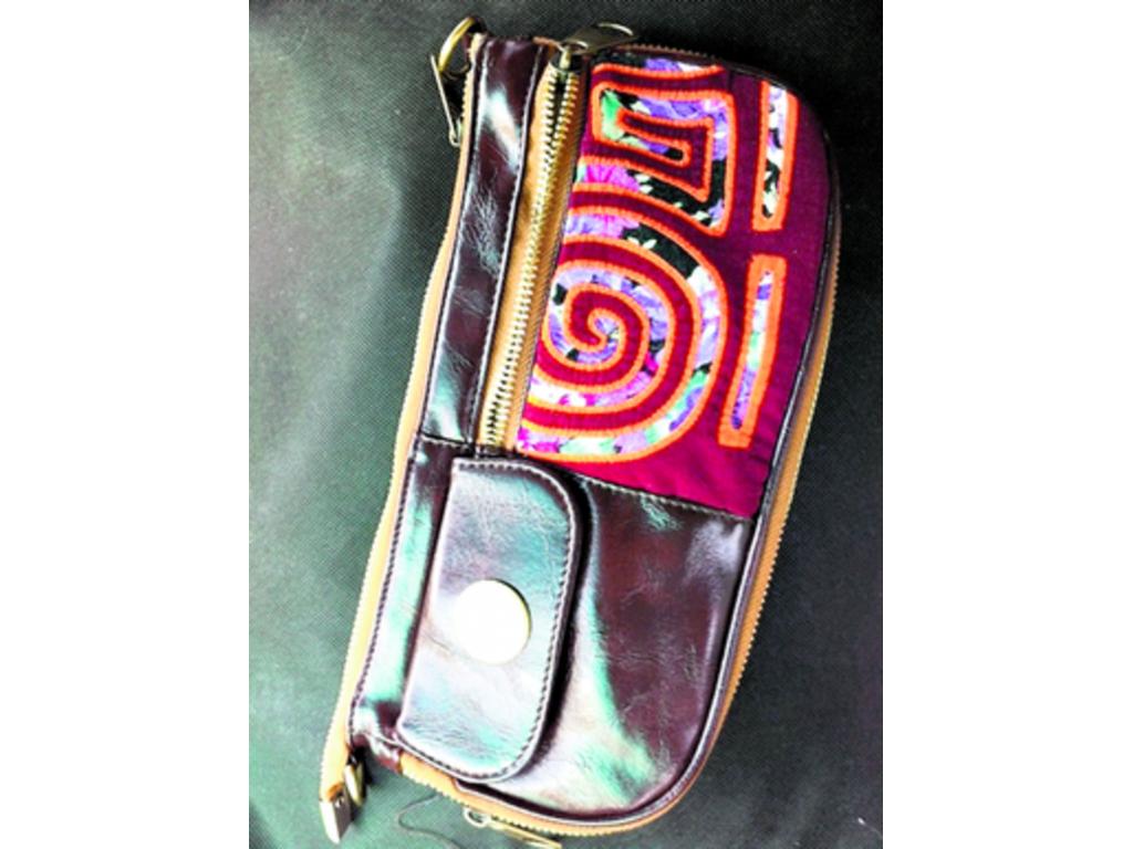 Son unos de los accesorios más buscados por los clientes, pues la manera de colocar las molas los hace diferentes, originales y llamativos.