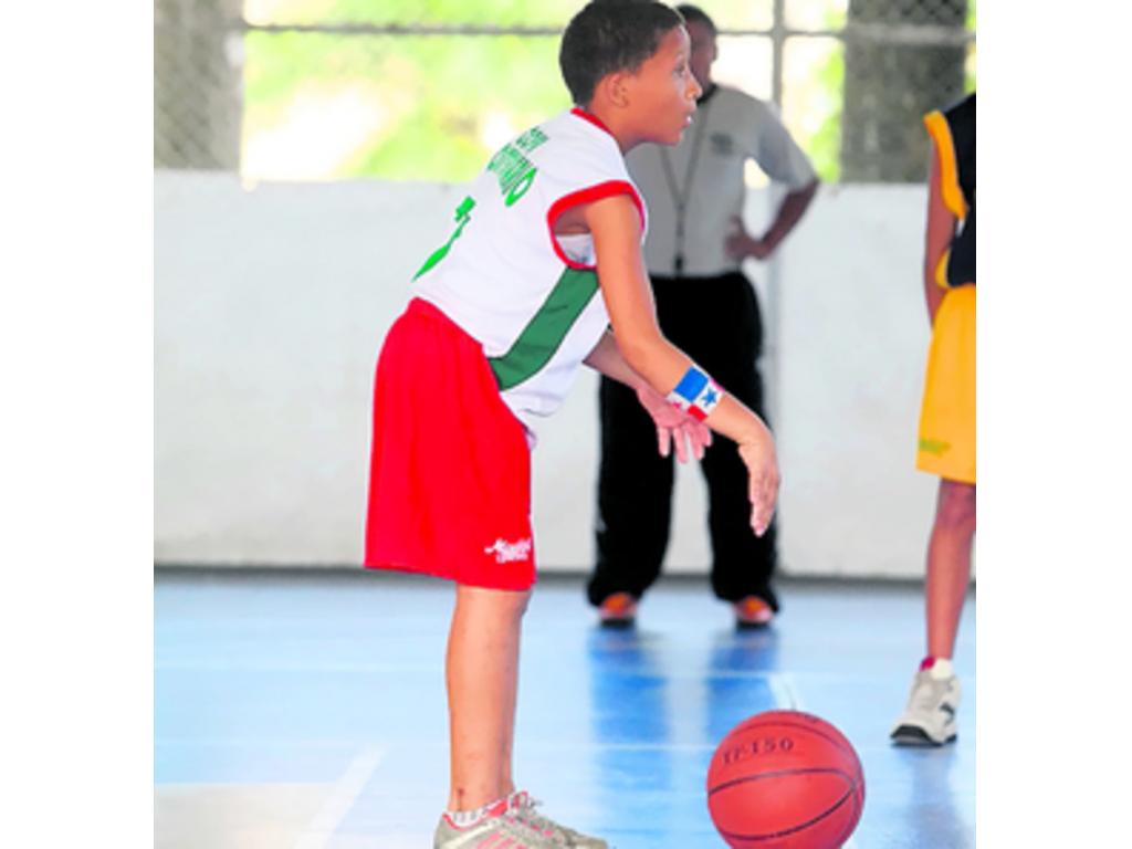 Equipo sub-12 de la escuela República de México.(Alberto Ortega)