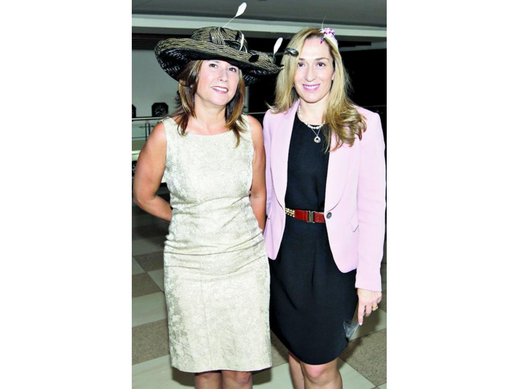 8. Eva Camps y Laura Sacristán.