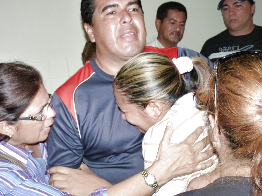 Los familiares de los joven piden justicia. Foto/José Vásquez<br>