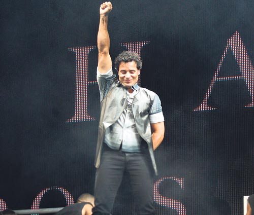 <p>La tarima le quedó chica a Chayanne. </p>