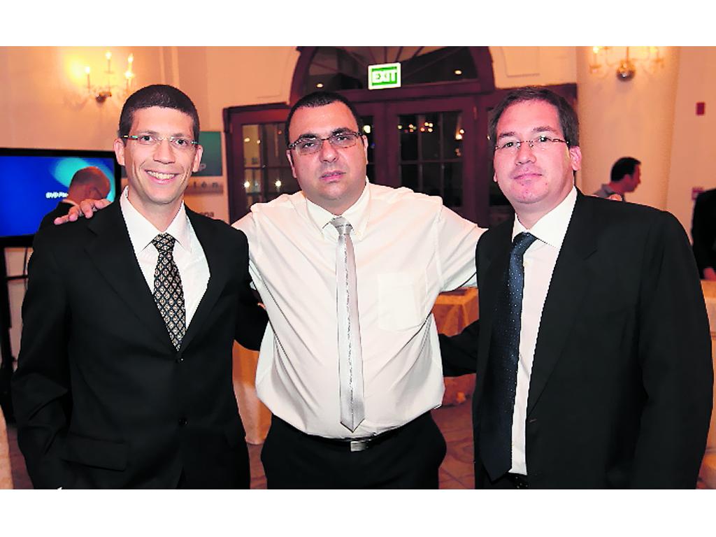Miki Berkovich, Alon Gather e Igal Marancenbaum.()