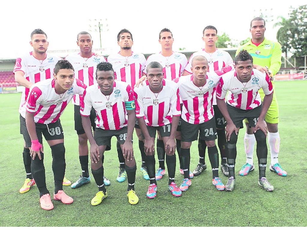 Equipo. Río Abajo es líder del torneo con 22 puntos. (Anayansi Gamez)