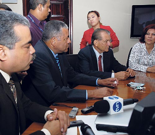 <p>Encuentro. En CD también hubo movimiento.</p>