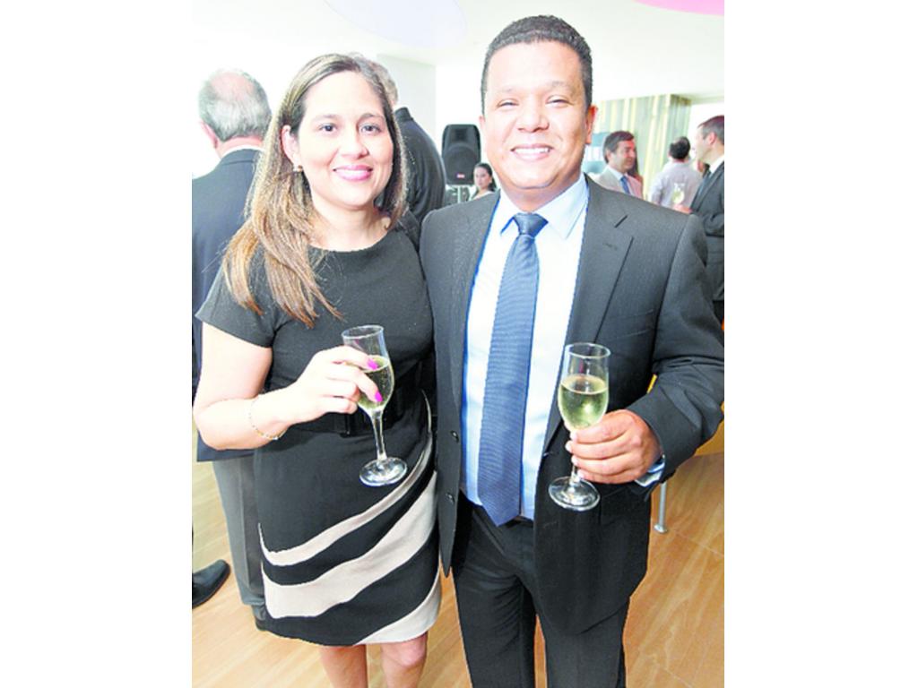 7. Mónica Escalante y Víctor Caballero.