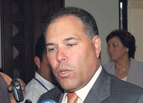 <p>Samuel Lewis Navarro</p>