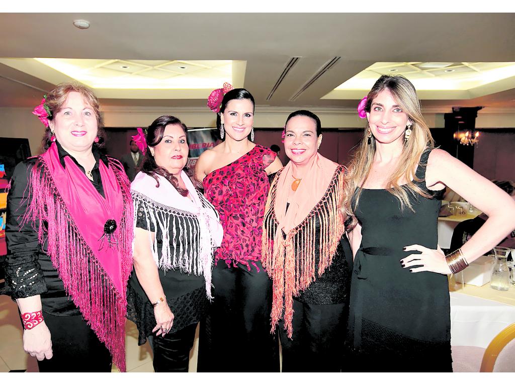Cristina de Arosemena, América de Colón, Maribel de Suárez, Miriam Quintero y Ana Isabel de Ferradas.(Abel Rodríguez)