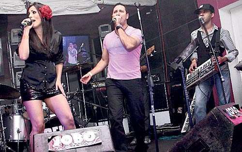 <p>Dúo. Manuel Corredera junto a Ingrid De Ycaza.</p>
