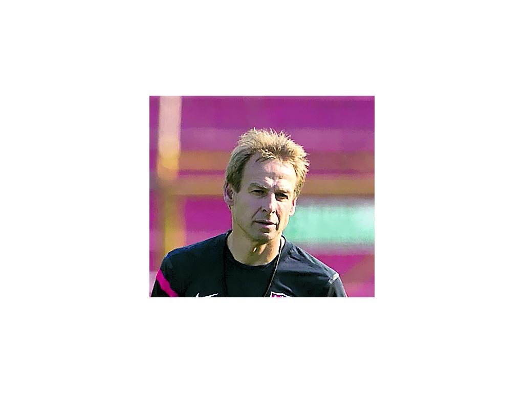 Los hondureños jugaron bien, el primer gol fue muy bueno (de Juan Carlos García, de chilena). Les dimos demasiadas oportunidades y se aprovecharon de ellas... un equipo cometió errores y otro lo hizo bien; Honduras jugó un gran partido.()