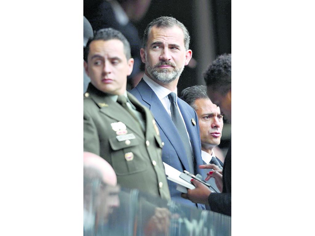 Felipe fue sin Letizia, su esposa.