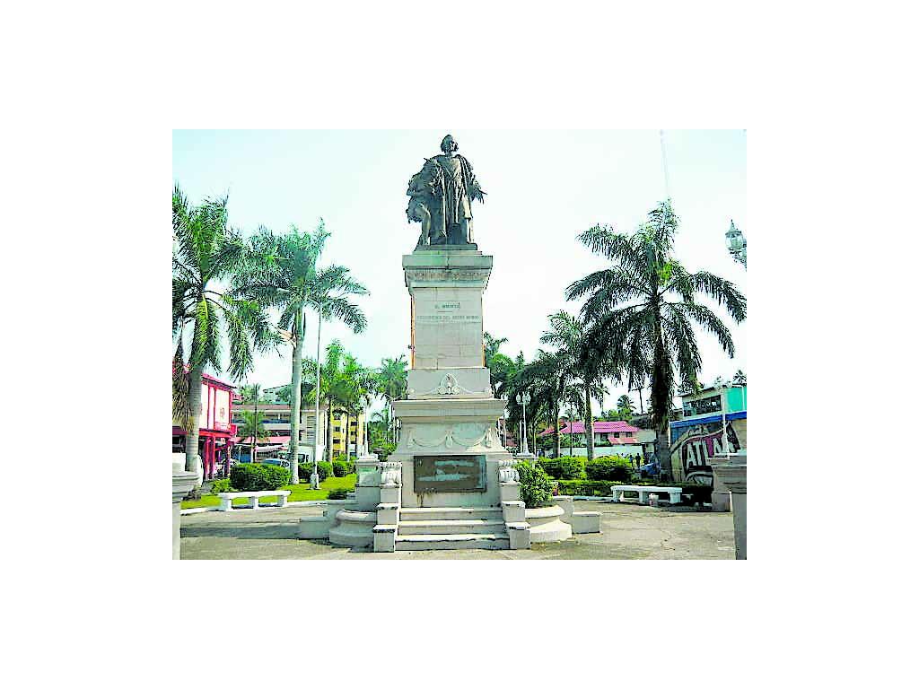 Reconocimiento. La estatua de Cristóbal Colón.()